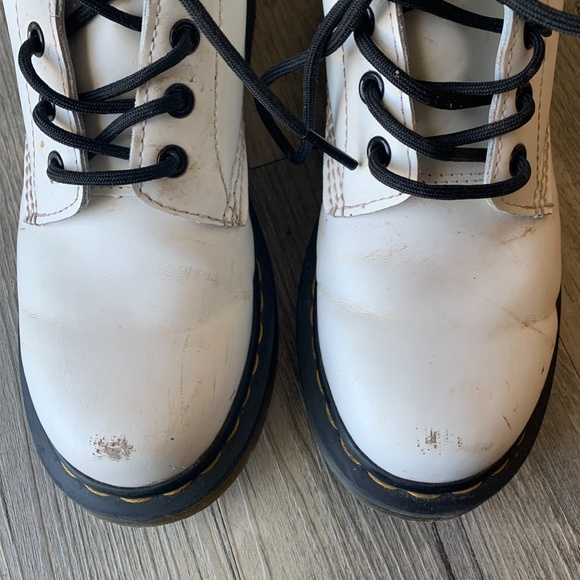 Dr. Martens 1460 Women's Smooth Leather Boots - Picture 6 of 7